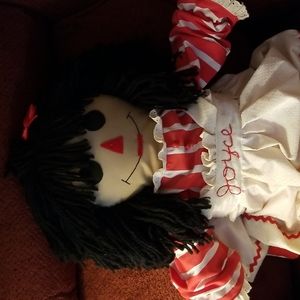 Meet your Posher, Joyce